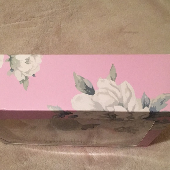 Laura Ashley Scented Bubble Bath Collection NWT - Picture 9 of 10
